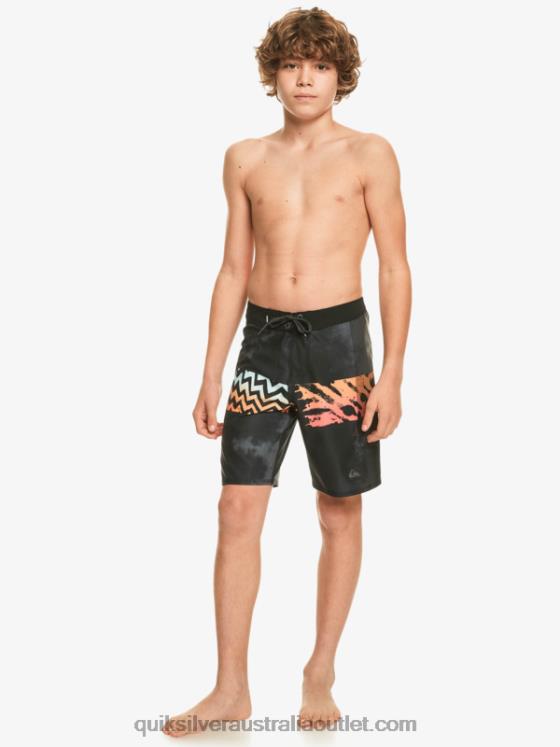 Quiksilver Boys 8-16 Highlite Arch Yth 16 Boardshort H2N4B2322 fiery coral