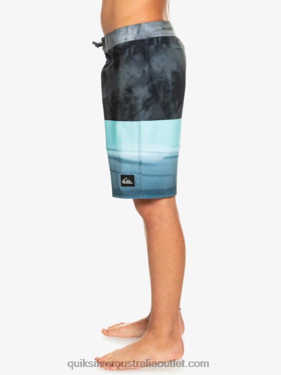 Quiksilver Boys 8-16 SurfSilk Five-0 17 Boardshorts H2N4B2298 black