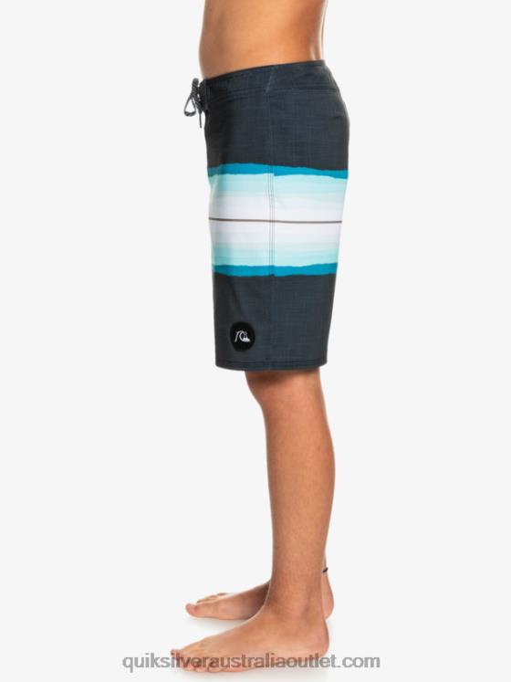 Quiksilver Boys 8-16 SurfSilk Resin Tint 17 Boardshorts H2N4B2301 black
