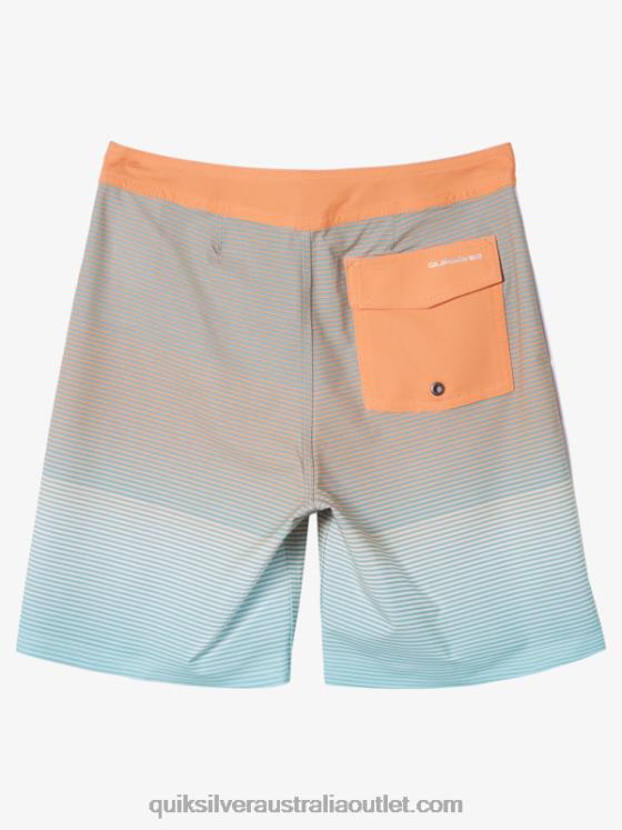 Quiksilver Boys 8-16 Surfsilk Massive 17 Boardshorts H2N4B1908 cameo blue
