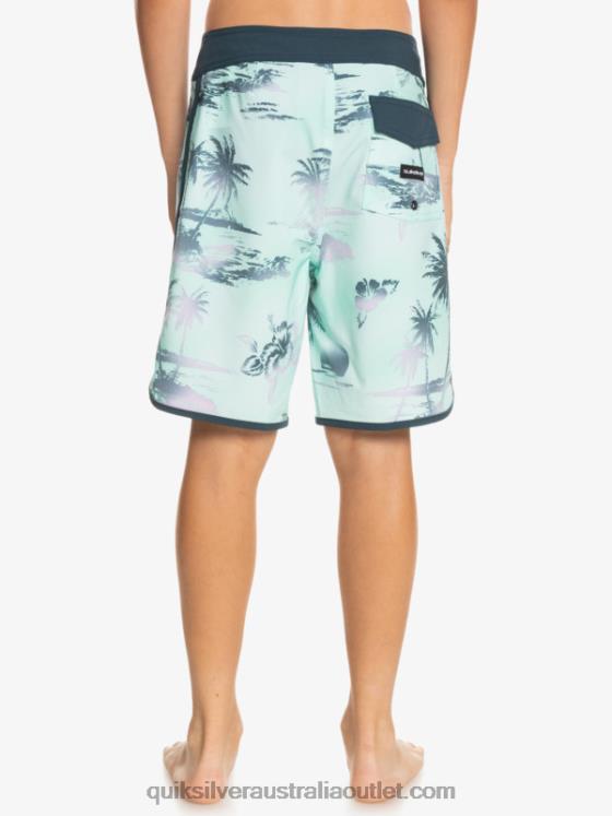 Quiksilver Boys 8-16 Surfsilk Scallop 17 Boardshorts H2N4B2020 beach glass