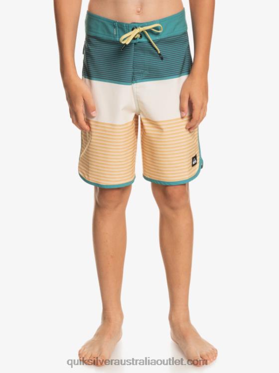 Quiksilver Boys 8-16 Surfsilk Tijuana 17 Boardshorts H2N4B1985 wheat