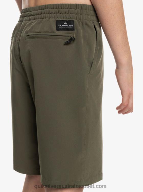 Quiksilver Boys 8-16 Ocean Elastic Amph Yth 18 Hybrid Shorts H2N4B2255 grape leaf