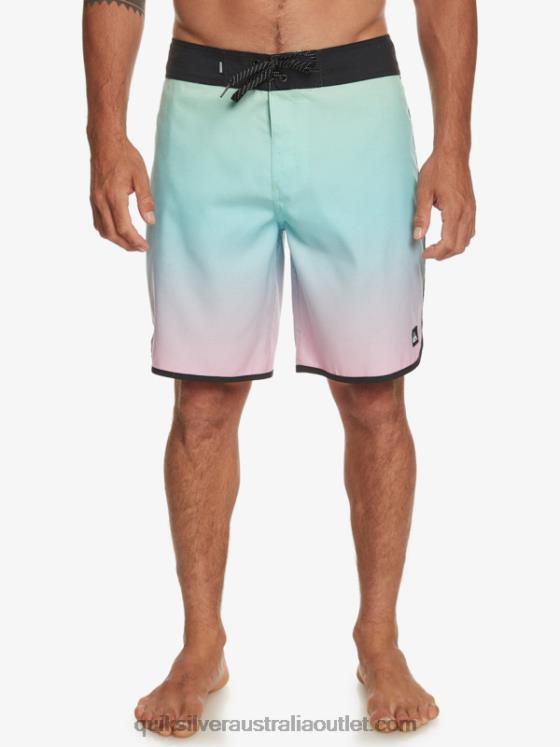 Quiksilver Men Everyday Scallop 19 Boardshorts H2N4B766 river blue