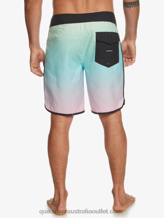 Quiksilver Men Everyday Scallop 19 Boardshorts H2N4B766 river blue