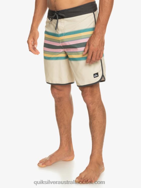 Quiksilver Men Everyday Scallop 19 Boardshorts H2N4B767 birch