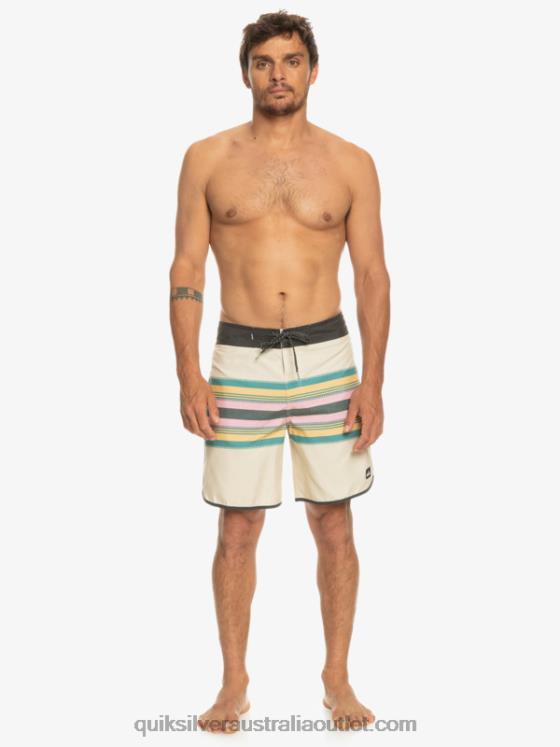Quiksilver Men Everyday Scallop 19 Boardshorts H2N4B767 birch