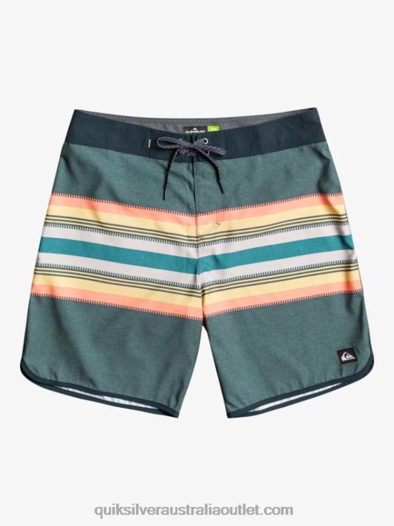 Quiksilver Men Everyday Scallop 19 Boardshorts H2N4B768 navy blazer