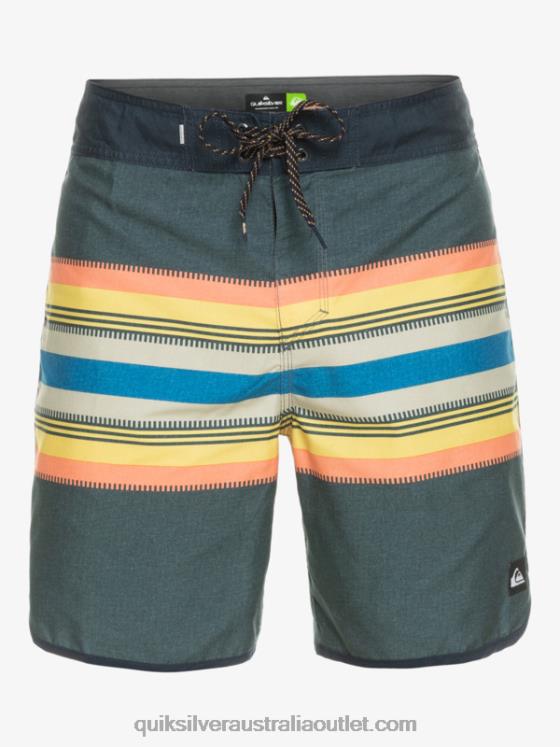 Quiksilver Men Everyday Scallop 19 Boardshorts H2N4B768 navy blazer