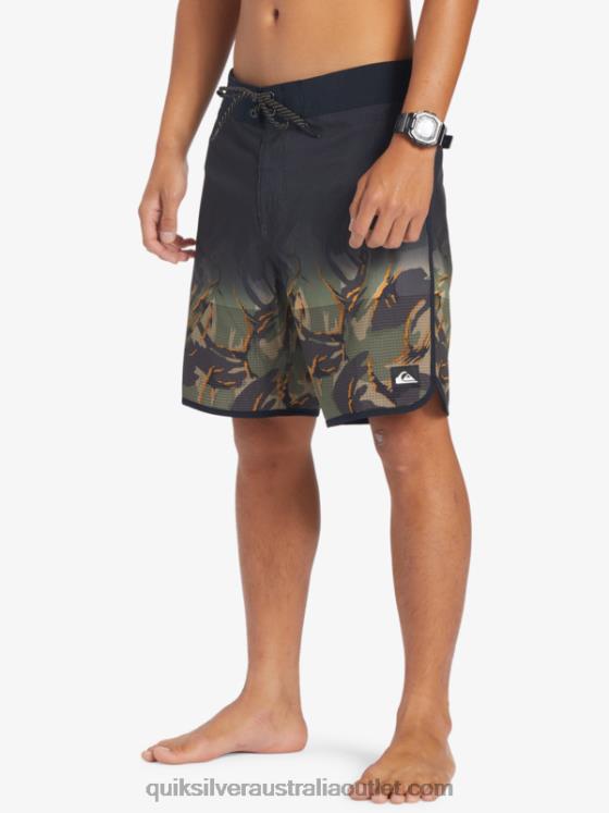 Quiksilver Men Highlite Scallop 19 Boardshorts H2N4B25 four leaf clover