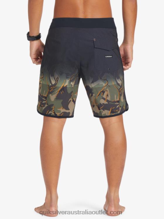Quiksilver Men Highlite Scallop 19 Boardshorts H2N4B25 four leaf clover