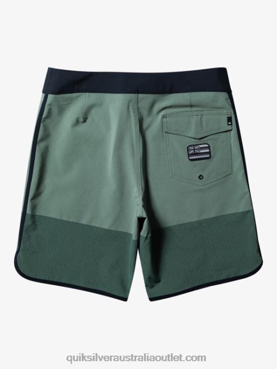 Quiksilver Men Highlite Scallop 19 Boardshorts H2N4B30 thyme