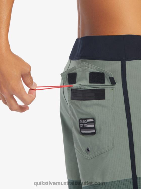 Quiksilver Men Highlite Scallop 19 Boardshorts H2N4B30 thyme