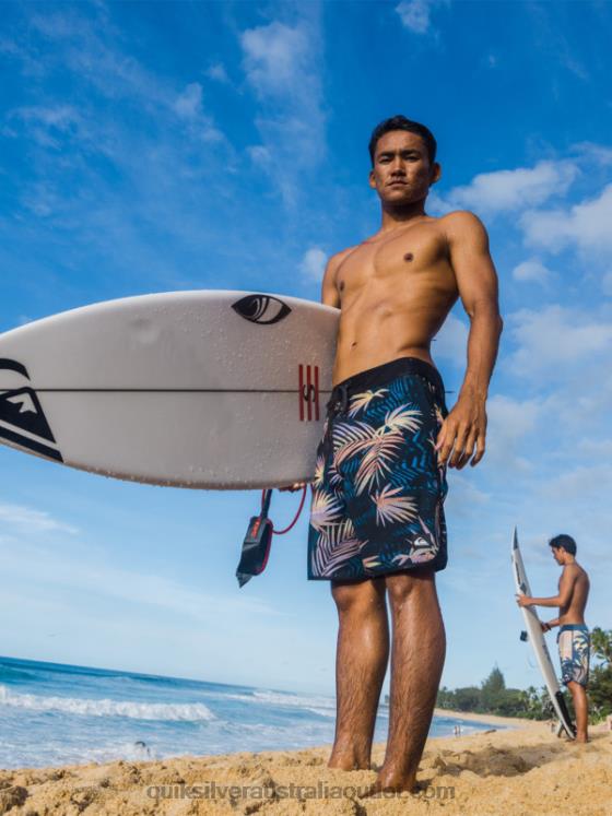 Quiksilver Men Highlite Scallop 19 Boardshorts H2N4B31 black