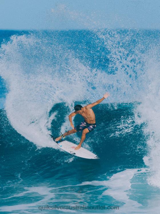 Quiksilver Men Highlite Scallop 19 Boardshorts H2N4B31 black