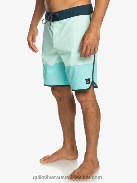 Quiksilver Men Highlite Scallop 19 Boardshorts H2N4B35 beach glass