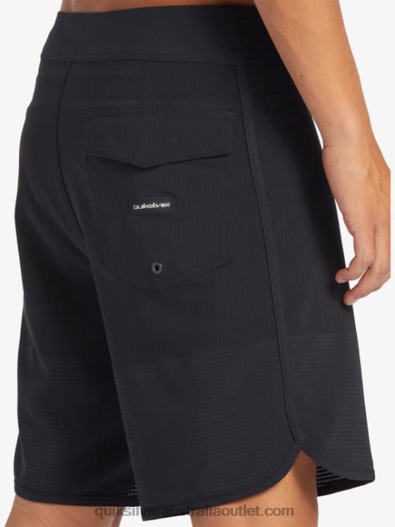 Quiksilver Men Highlite Scallop 19 Boardshorts H2N4B37 black