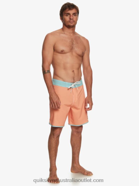 Quiksilver Men Original Scallop 18 Boardshorts H2N4B90 copper tan