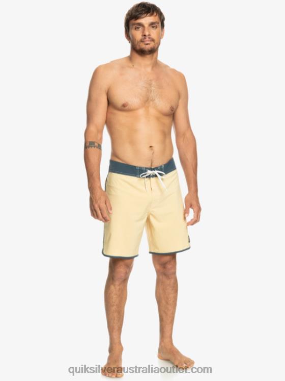 Quiksilver Men Original Scallop 18 Boardshorts H2N4B94 wheat