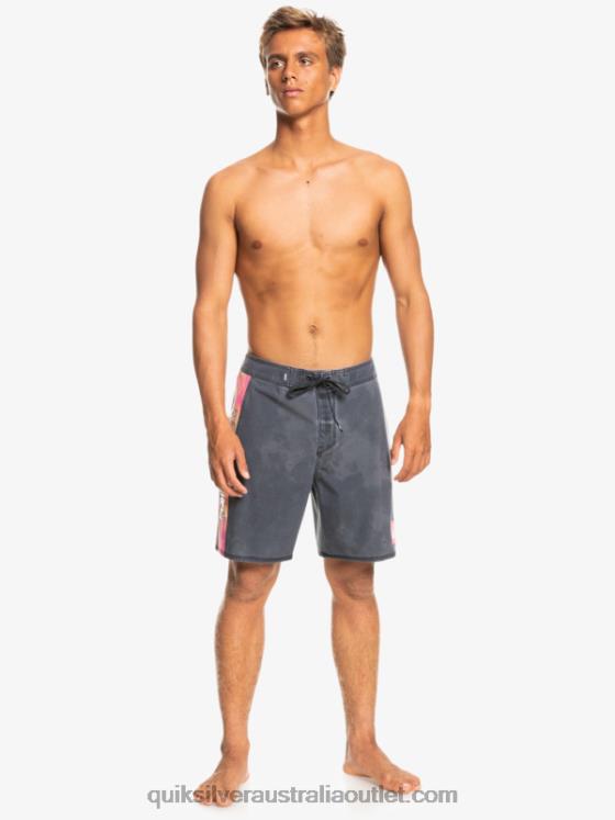 Quiksilver Men SurfSilk Acid Wash 18 Boardshorts H2N4B1747 black