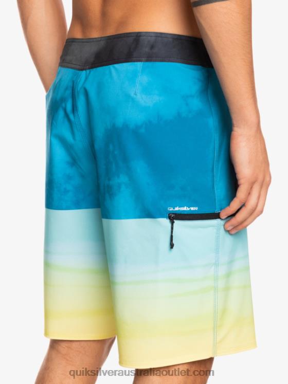 Quiksilver Men SurfSilk Five-0 19 Boardshorts H2N4B1799 seaport