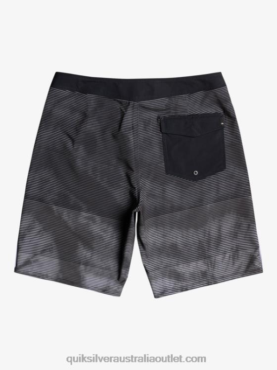 Quiksilver Men SurfSilk Massive 20 Boardshorts H2N4B1593 black