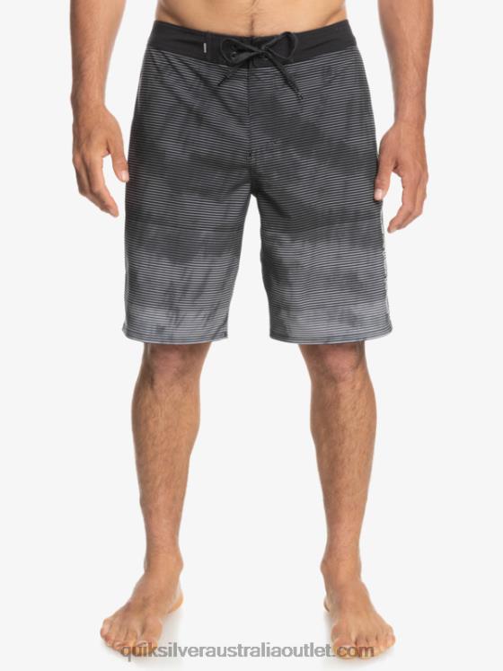 Quiksilver Men SurfSilk Massive 20 Boardshorts H2N4B1593 black