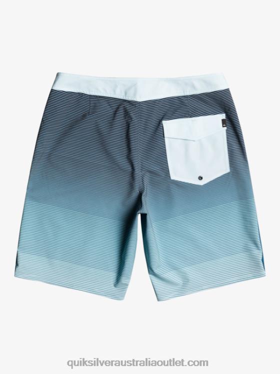 Quiksilver Men SurfSilk Massive 20 Boardshorts H2N4B1594 iced aqua