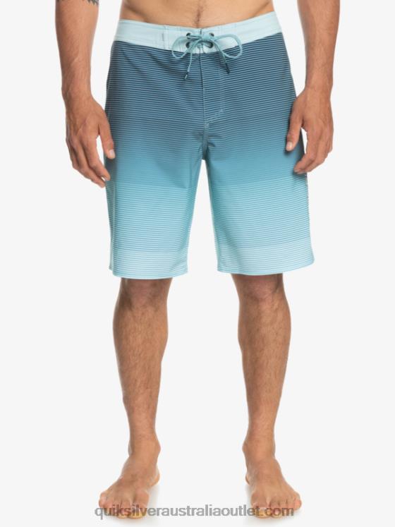 Quiksilver Men SurfSilk Massive 20 Boardshorts H2N4B1594 iced aqua