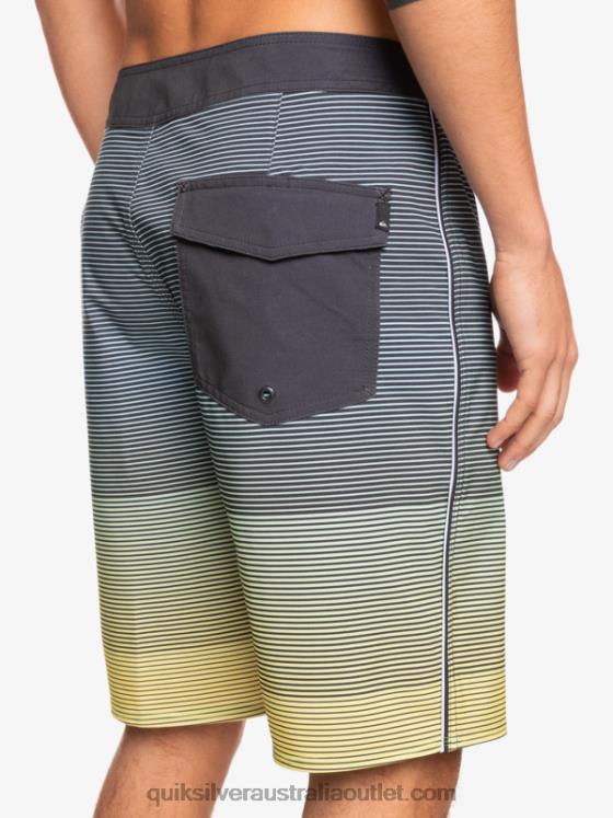 Quiksilver Men SurfSilk Massive 20 Boardshorts H2N4B1600 tarmac