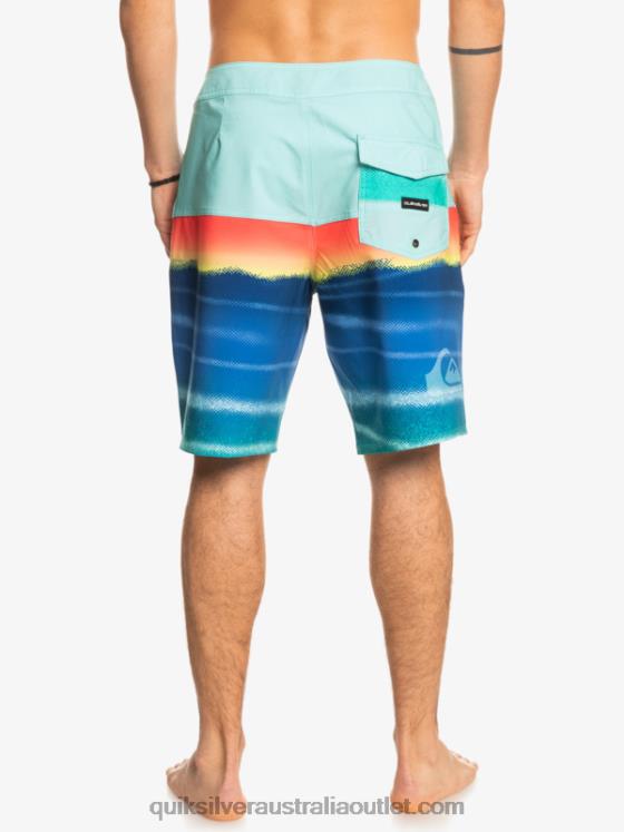Quiksilver Men SurfSilk Panel 20 Boardshorts H2N4B1455 pool green