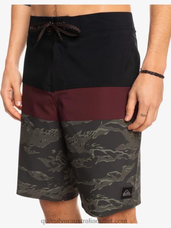 Quiksilver Men SurfSilk Panel 20 Boardshorts H2N4B1785 black