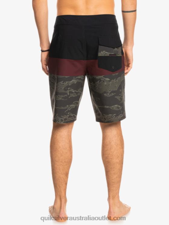 Quiksilver Men SurfSilk Panel 20 Boardshorts H2N4B1785 black