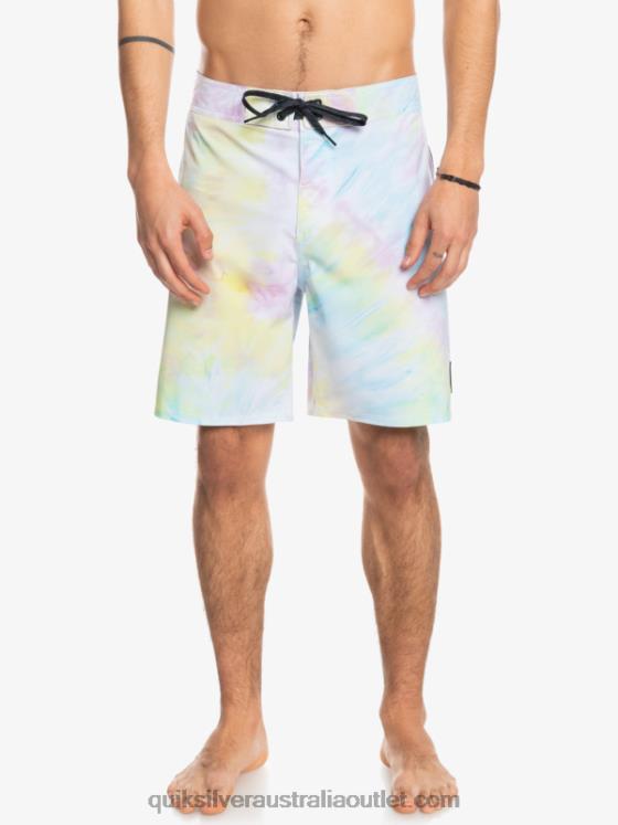 Quiksilver Men SurfSilk Piped 18 Boardshorts H2N4B1749 white