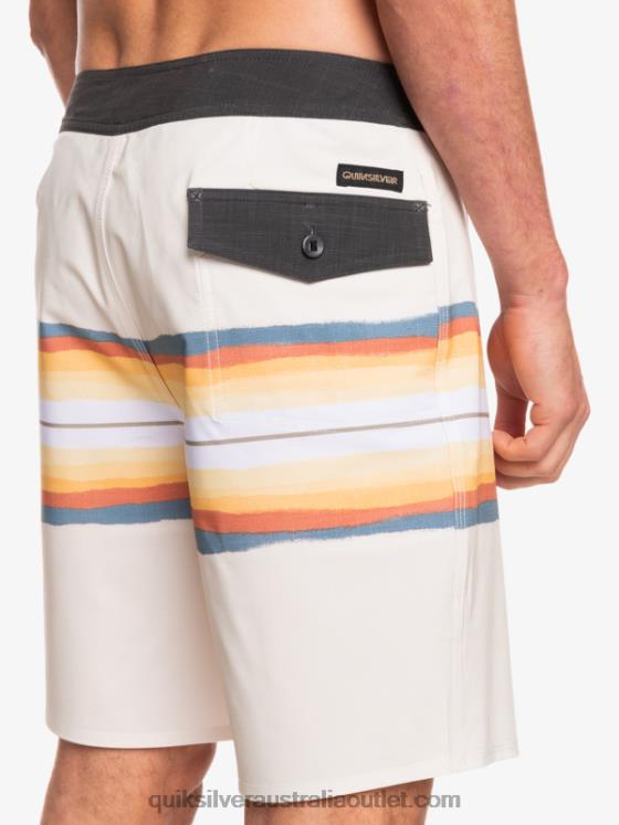Quiksilver Men SurfSilk Resin Tint 19 Boardshorts H2N4B1445 antique white