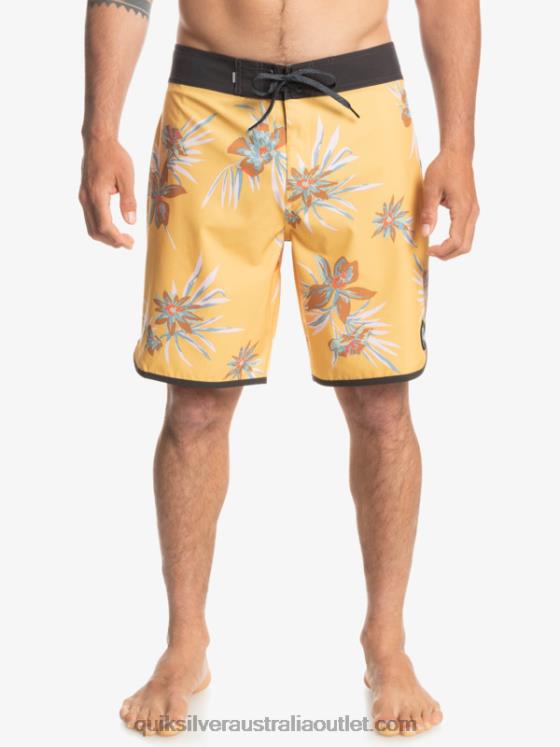Quiksilver Men SurfSilk Scallop 19 Boardshorts H2N4B1491 ochre