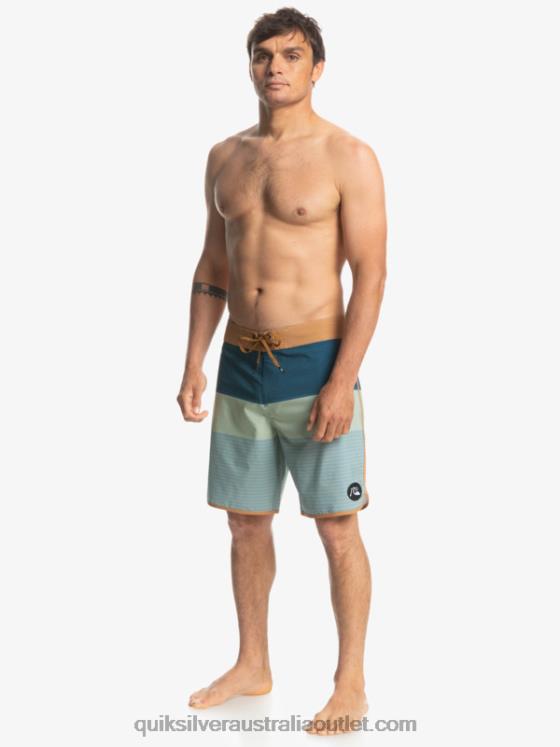 Quiksilver Men SurfSilk Tijuana 19 Boardshorts H2N4B1400 brown sugar