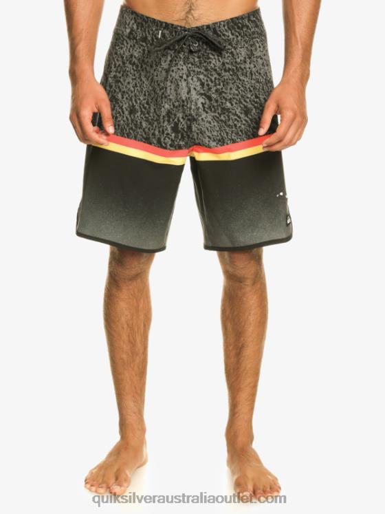 Quiksilver Men Surfsilk Division Scallop 19 Boardshorts H2N4B1395 black
