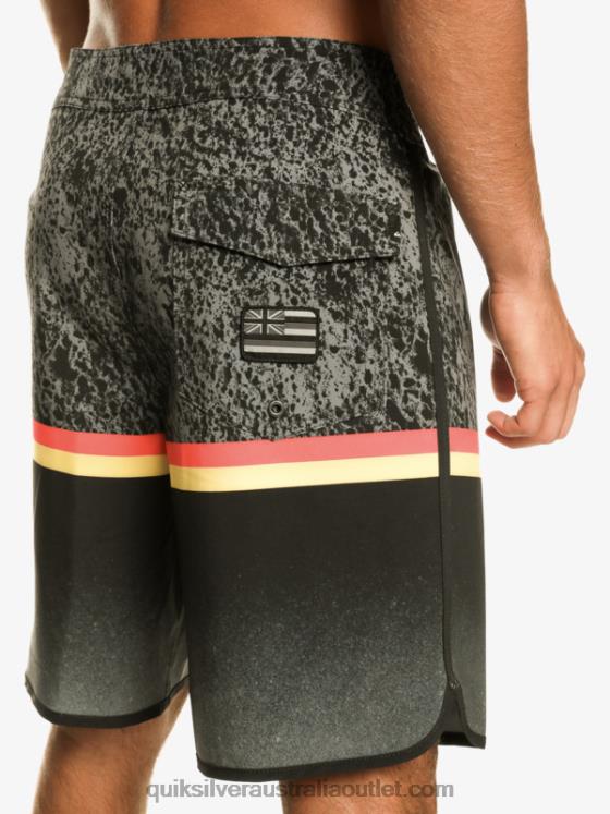 Quiksilver Men Surfsilk Division Scallop 19 Boardshorts H2N4B1395 black