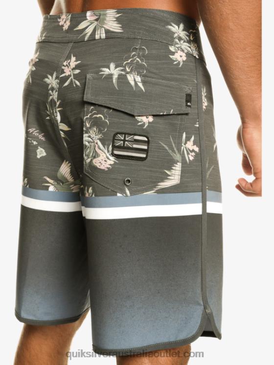 Quiksilver Men Surfsilk Division Scallop 19 Boardshorts H2N4B1397 bering sea