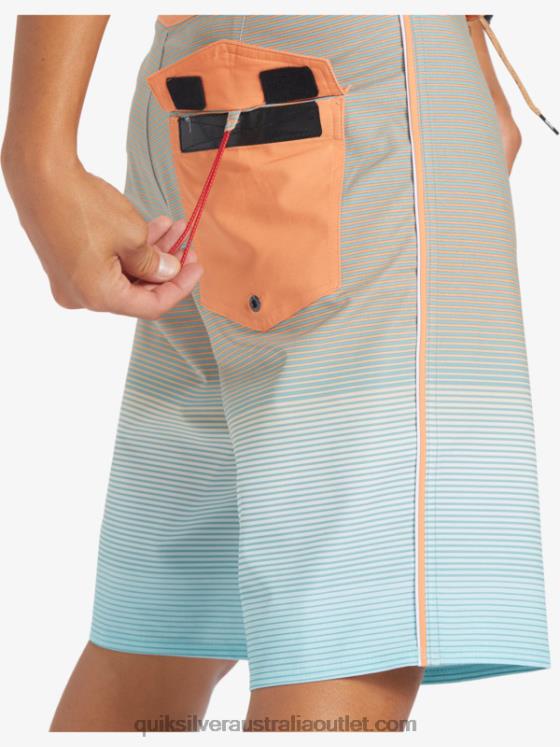 Quiksilver Men Surfsilk Massive 20 Boardshorts H2N4B333 cameo blue