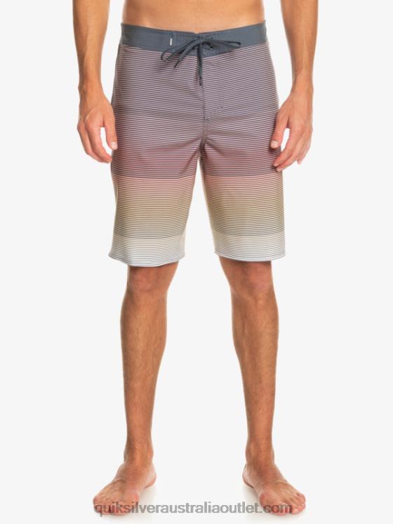 Quiksilver Men Surfsilk Massive 20 Boardshorts H2N4B334 wheat