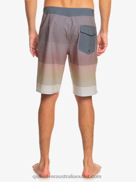 Quiksilver Men Surfsilk Massive 20 Boardshorts H2N4B334 wheat