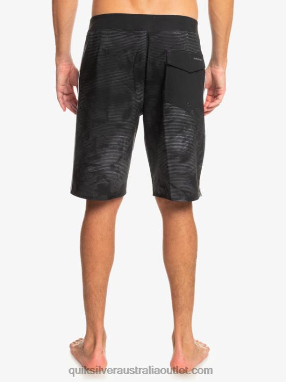Quiksilver Men Surfsilk Massive 20 Boardshorts H2N4B335 black