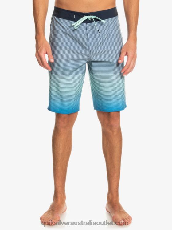 Quiksilver Men Surfsilk Massive 20 Boardshorts H2N4B336 snorkel blue