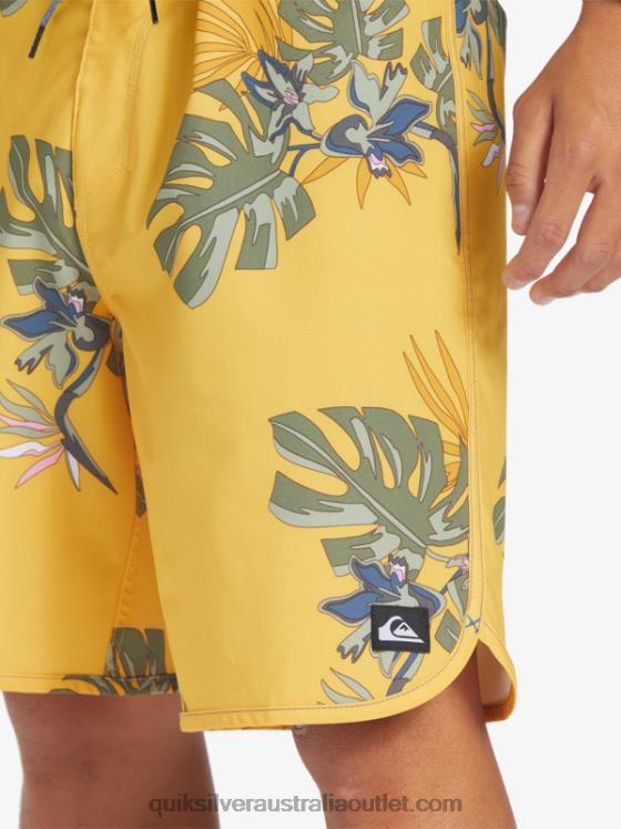 Quiksilver Men Surfsilk Scallop 19 Boardshorts H2N4B214 yolk