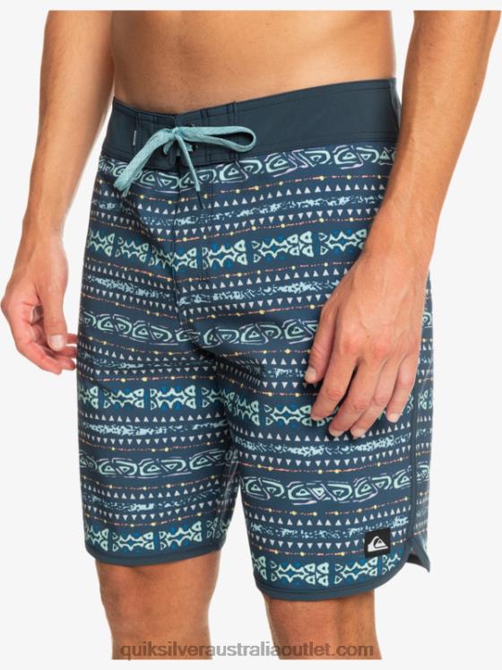 Quiksilver Men Surfsilk Scallop 19 Boardshorts H2N4B221 midnight navy