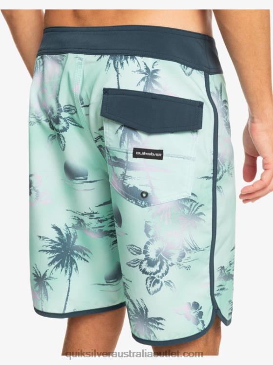 Quiksilver Men Surfsilk Scallop 19 Boardshorts H2N4B222 beach glass