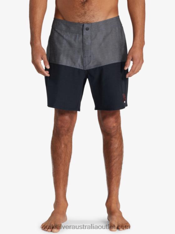 Quiksilver x Stranger Men Things Butt Logo 1986 17 Boardshorts H2N4B1719 the upside down