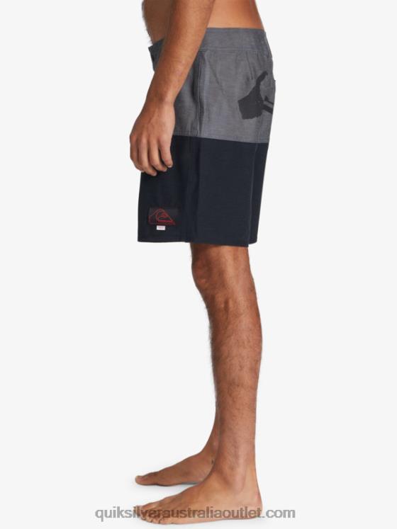 Quiksilver x Stranger Men Things Butt Logo 1986 17 Boardshorts H2N4B1719 the upside down